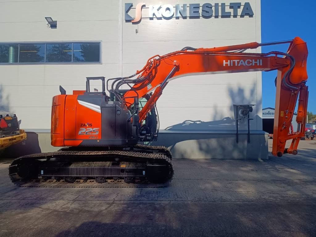 Hitachi MYYTY! SOLD! ZX225USLC-7 -STAGE V-  en leasing occasion Hitachi MYYTY! SOLD! ZX225USLC-7 -STAGE V-: photos 6