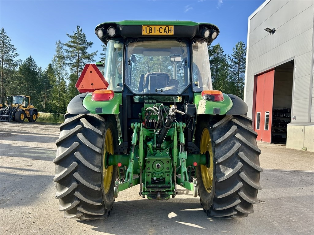 John Deere 5100M ETUKUORMAAJALLA - Tracteur agricole: photos 4 John Deere 5100M ETUKUORMAAJALLA - Tracteur agricole: photos 4