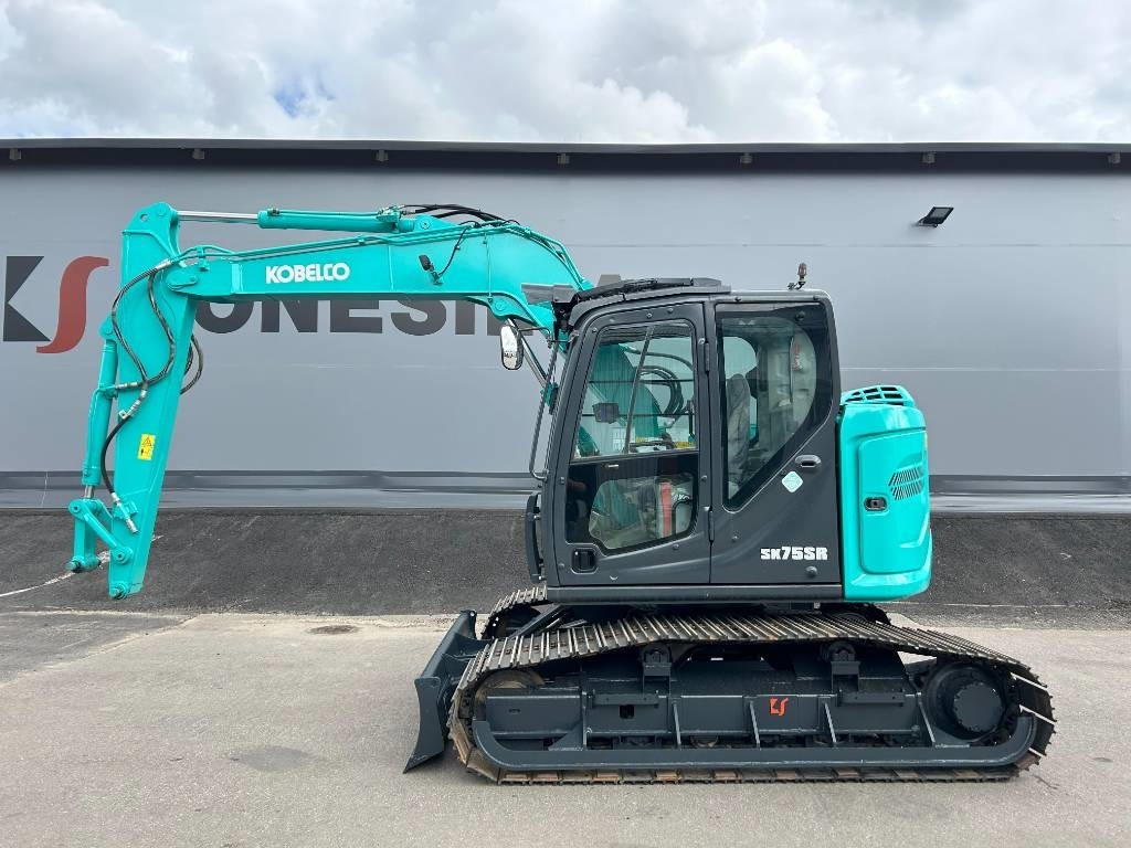 Kobelco SK75SRL-7 -SUOALUSTA- - Mini pelle: photos 1 Kobelco SK75SRL-7 -SUOALUSTA- - Mini pelle: photos 1