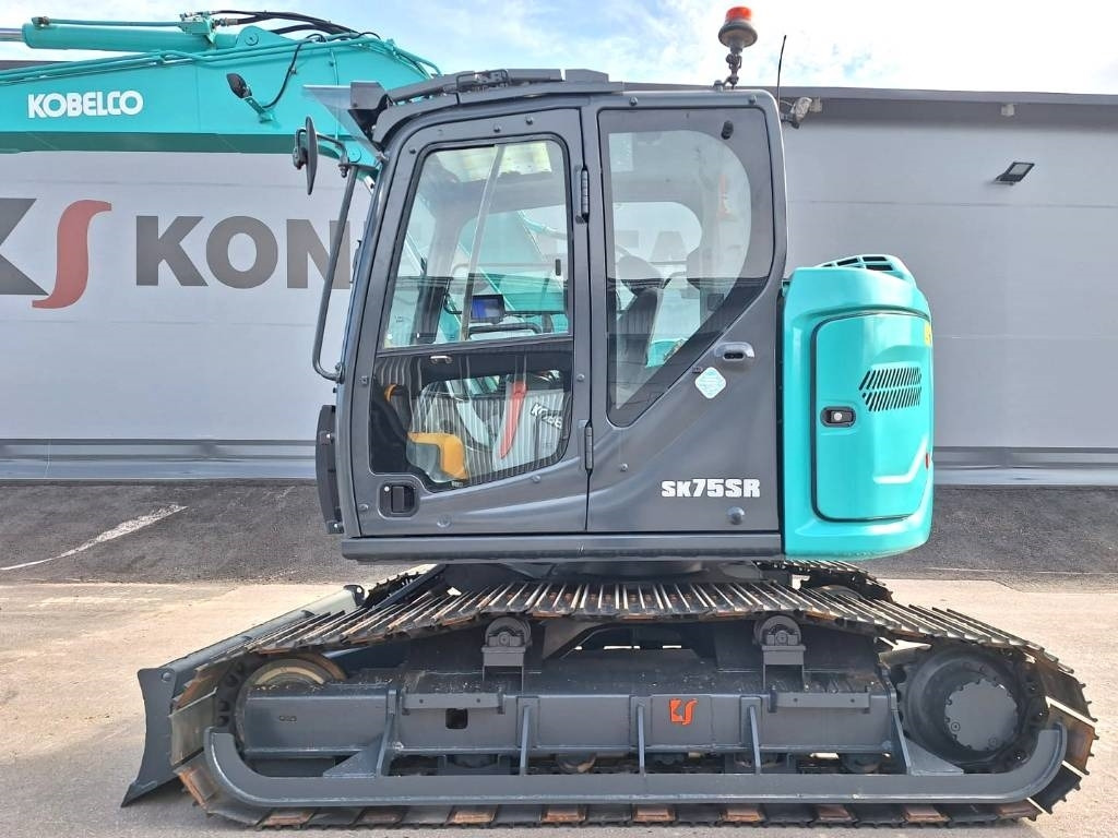Kobelco SK75SRL-7 -SUOALUSTA- - Mini pelle: photos 2 Kobelco SK75SRL-7 -SUOALUSTA- - Mini pelle: photos 2