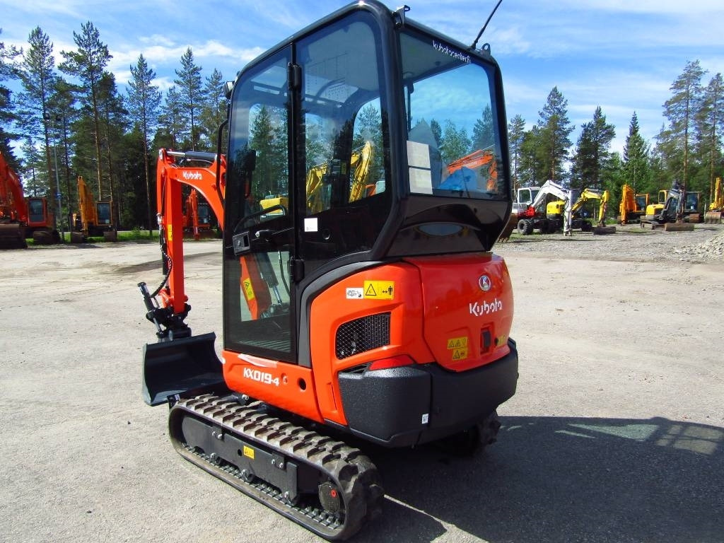 Kubota KX019-4 KALLISTAJALLA UUSI!! - Mini pelle: photos 2 Kubota KX019-4 KALLISTAJALLA UUSI!! - Mini pelle: photos 2