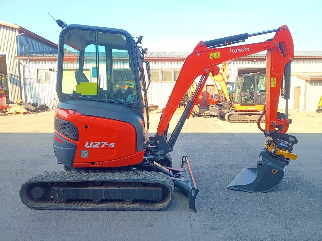 Kubota U27-4 UUDELLA PYÖRITTÄJÄLLÄ - Mini pelle: photos 5 Kubota U27-4 UUDELLA PYÖRITTÄJÄLLÄ - Mini pelle: photos 5