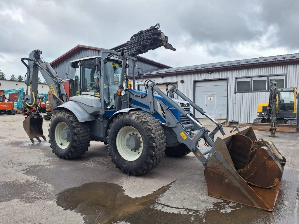 Lännen 8600G NOSTIN, HENKILÖKORI, PYÖRITTÄJÄ YM. - Tractopelle: photos 5 Lännen 8600G NOSTIN, HENKILÖKORI, PYÖRITTÄJÄ YM. - Tractopelle: photos 5