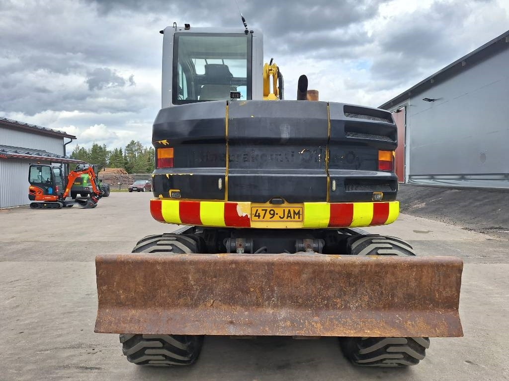 New Holland MH2.6 ENGCON PIHDEILLÄ - Pelle sur pneus: photos 3 New Holland MH2.6 ENGCON PIHDEILLÄ - Pelle sur pneus: photos 3