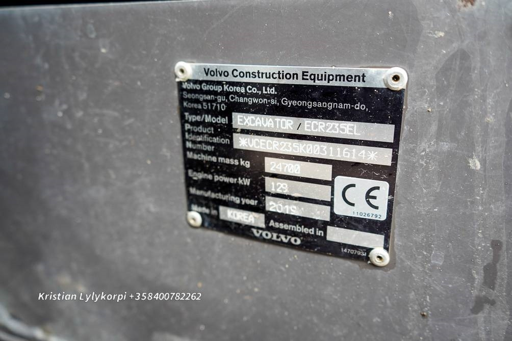 Pelle sur chenille Volvo ECR235EL PYÖRITTÄJÄLLÄ: photos 21