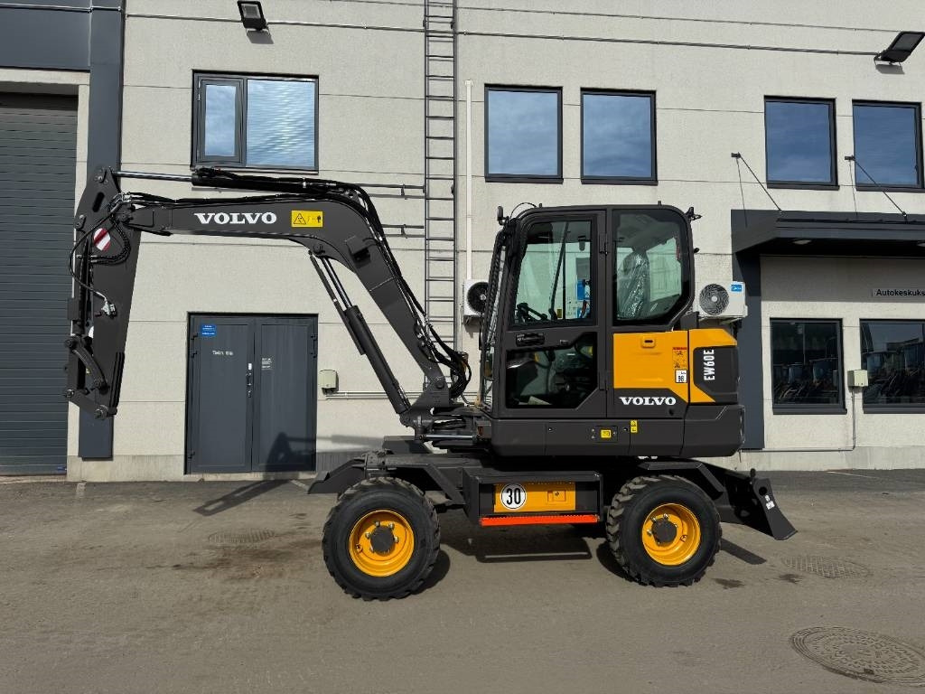 Volvo EW60E, Käyttämätön - Pelle sur pneus: photos 1 Volvo EW60E, Käyttämätön - Pelle sur pneus: photos 1