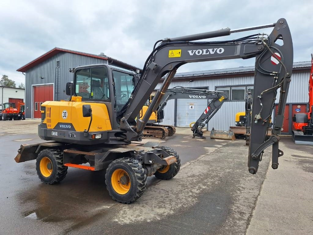 Volvo EW60E VÄHÄN AJETTU - Pelle sur pneus: photos 5 Volvo EW60E VÄHÄN AJETTU - Pelle sur pneus: photos 5