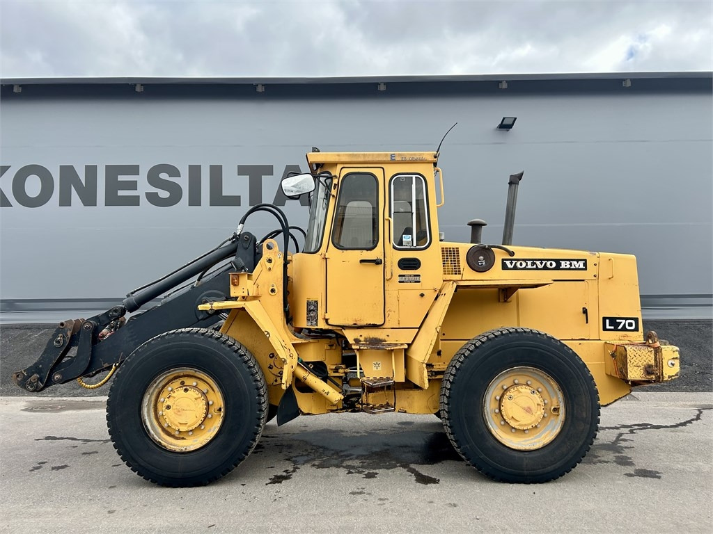Volvo L 70 - Chargeuse sur pneus: photos 1 Volvo L 70 - Chargeuse sur pneus: photos 1
