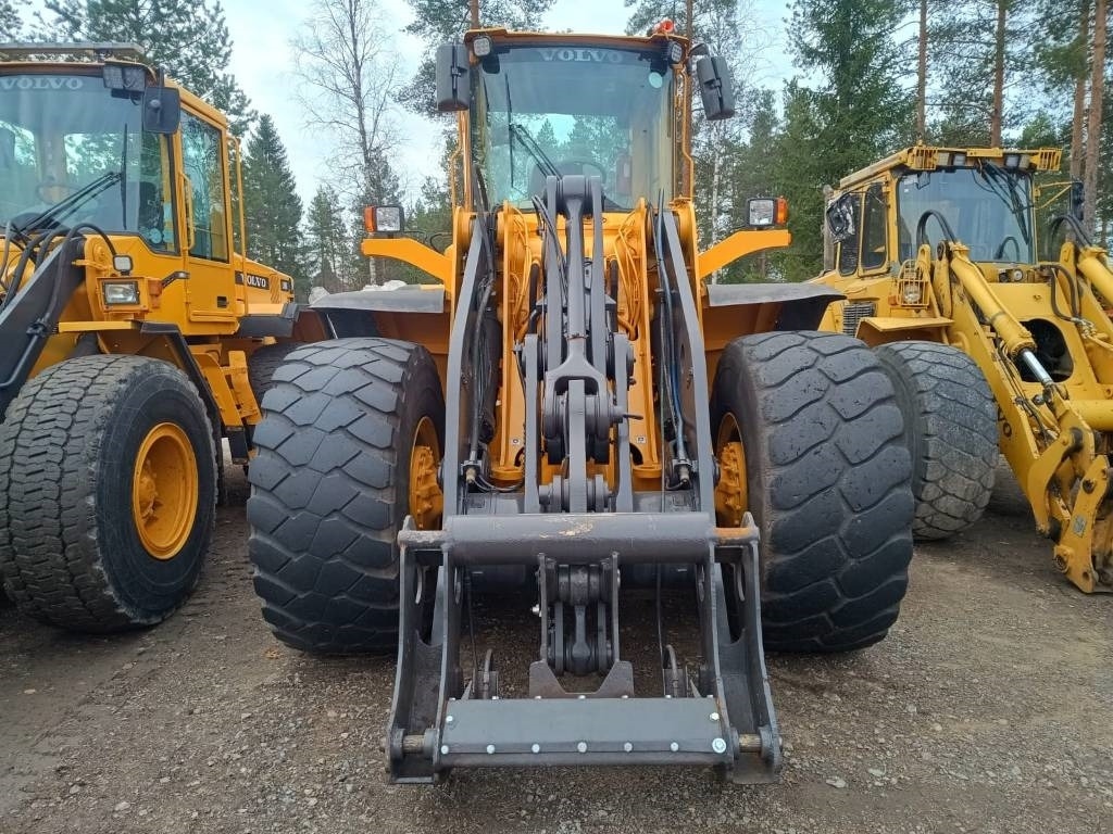 Volvo L120E RASVARILLA - Chargeuse sur pneus: photos 5 Volvo L120E RASVARILLA - Chargeuse sur pneus: photos 5