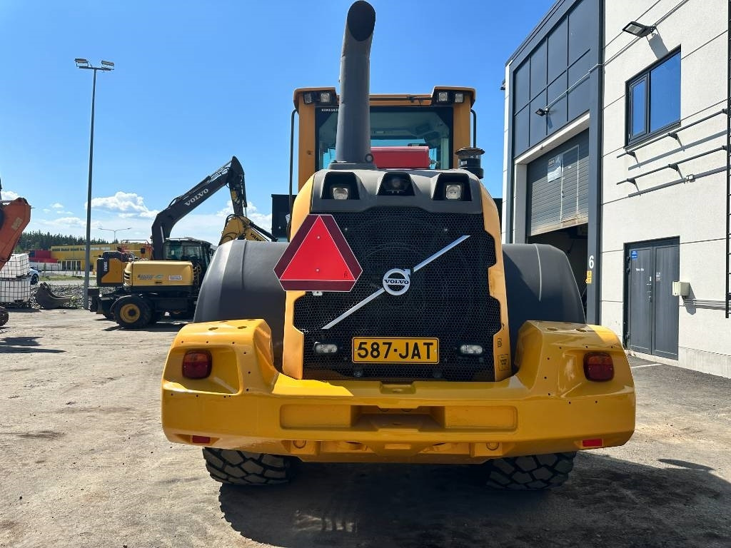 Volvo L70G vipuohjaus, 3' ja 4' hydr - Chargeuse sur pneus: photos 3 Volvo L70G vipuohjaus, 3' ja 4' hydr - Chargeuse sur pneus: photos 3