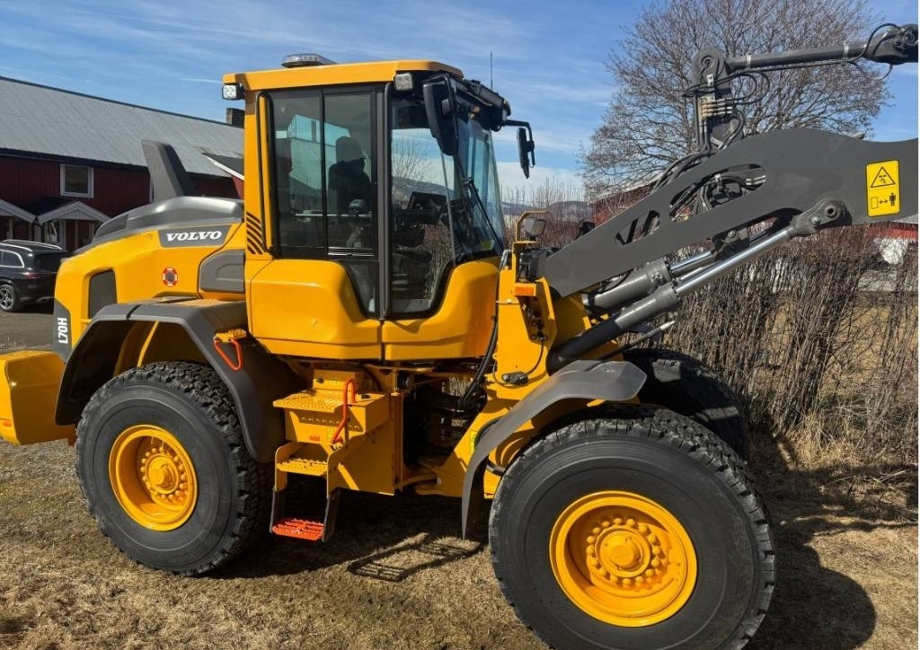 Volvo L70H2 - Chargeuse sur pneus: photos 2 Volvo L70H2 - Chargeuse sur pneus: photos 2