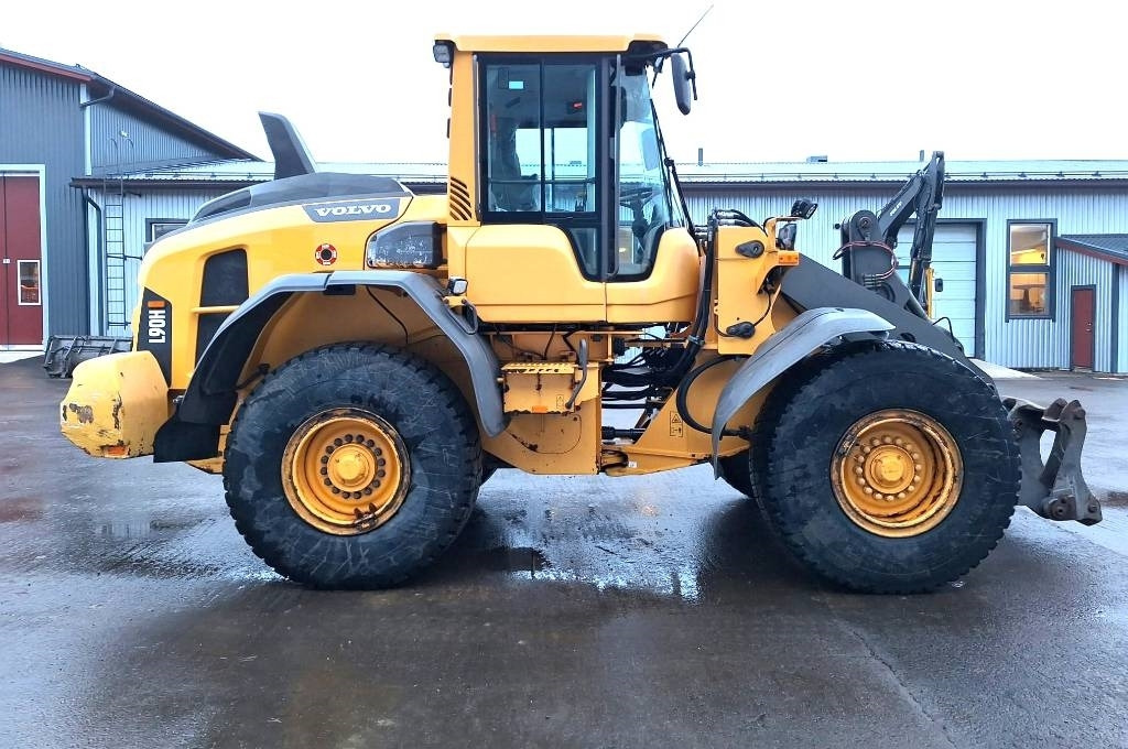 Volvo L90H VIPUOHJAUS YM. - Chargeuse sur pneus: photos 5 Volvo L90H VIPUOHJAUS YM. - Chargeuse sur pneus: photos 5