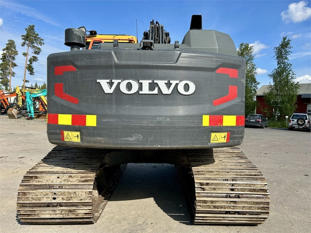 Volvo MYYTY! SOLD! EC140EL SUOALUSTA - Pelle sur chenille: photos 3 Volvo MYYTY! SOLD! EC140EL SUOALUSTA - Pelle sur chenille: photos 3