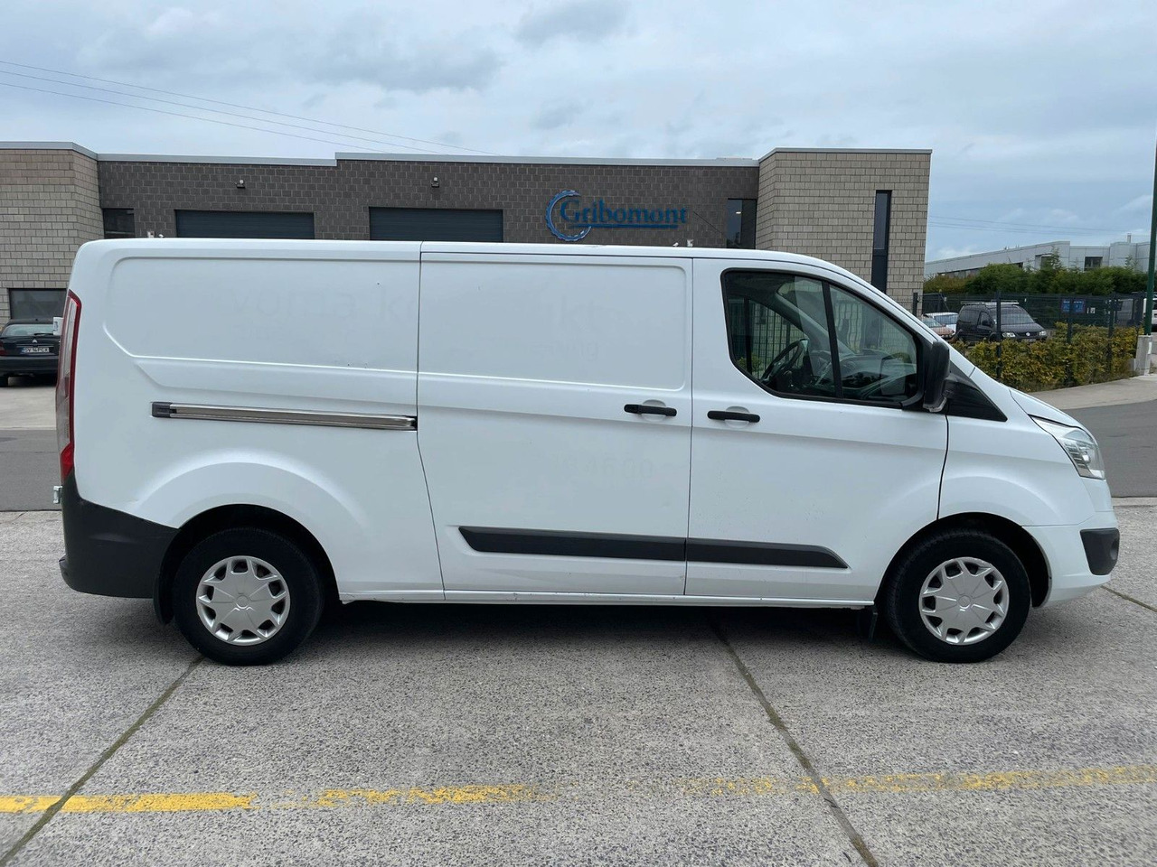 Ford Transit Custom. Klima. Tempomat. - Fourgon utilitaire: photos 2 Ford Transit Custom. Klima. Tempomat. - Fourgon utilitaire: photos 2