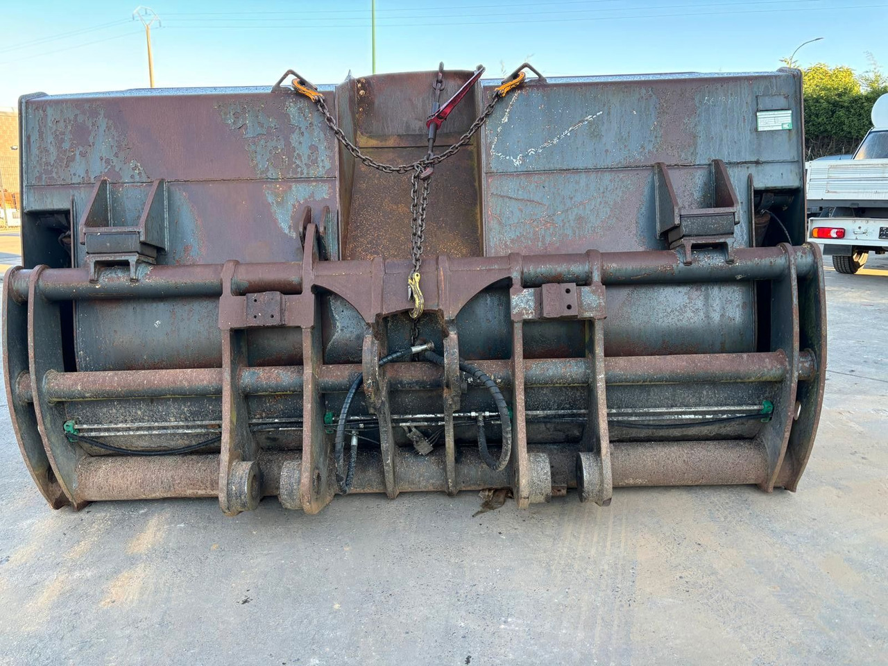 Volvo L150 - L180 - L220. Kippschaufel 5m3. Volvo L150 - L180 - L220. Kippschaufel 5m3. - Godet pour chargeur pour Engins de chantier: photos 3 Volvo L150 - L180 - L220. Kippschaufel 5m3. Volvo L150 - L180 - L220. Kippschaufel 5m3. - Godet pour chargeur pour Engins de chantier: photos 3