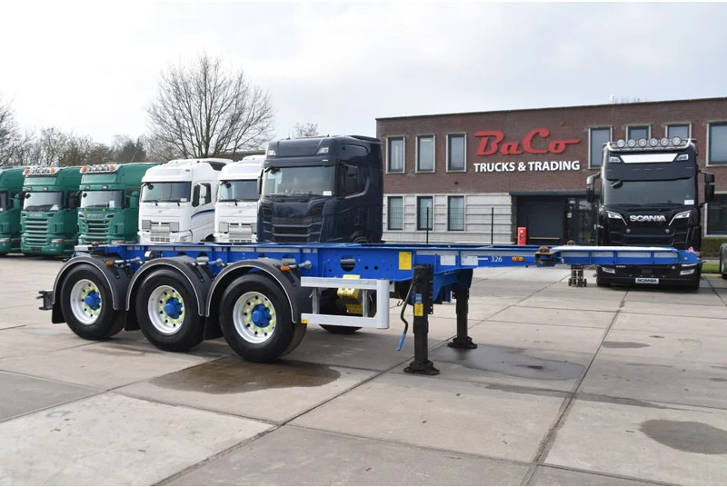 LAG O-3-CC - 20FT SWAP - ADR FL - ALCOA - BPW AXLES - DISC BRAKES - EMPTY WEIGHT 3080 KG!! - Semi-remorque porte-conteneur/ Caisse mobile: photos 1 LAG O-3-CC - 20FT SWAP - ADR FL - ALCOA - BPW AXLES - DISC BRAKES - EMPTY WEIGHT 3080 KG!! - Semi-remorque porte-conteneur/ Caisse mobile: photos 1