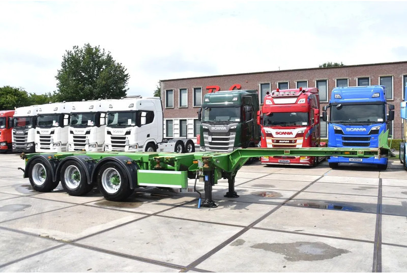 Pacton T3-010 - 2 LIFT AXLES - DRUM BRAKES - BPW AXLES - 2 x EXTENDABLE - GOOD CONDITION - - Semi-remorque porte-conteneur/ Caisse mobile: photos 1 Pacton T3-010 - 2 LIFT AXLES - DRUM BRAKES - BPW AXLES - 2 x EXTENDABLE - GOOD CONDITION - - Semi-remorque porte-conteneur/ Caisse mobile: photos 1