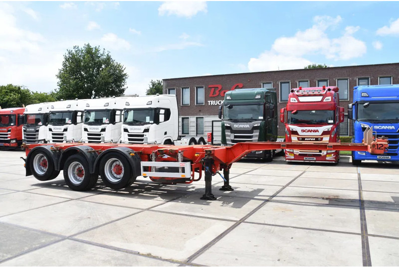 Pacton T3-010 - BPW AXLES - DRUM BRAKES - 2 LIFT AXLES - 2 x EXTENDABLE - - Semi-remorque porte-conteneur/ Caisse mobile: photos 1 Pacton T3-010 - BPW AXLES - DRUM BRAKES - 2 LIFT AXLES - 2 x EXTENDABLE - - Semi-remorque porte-conteneur/ Caisse mobile: photos 1