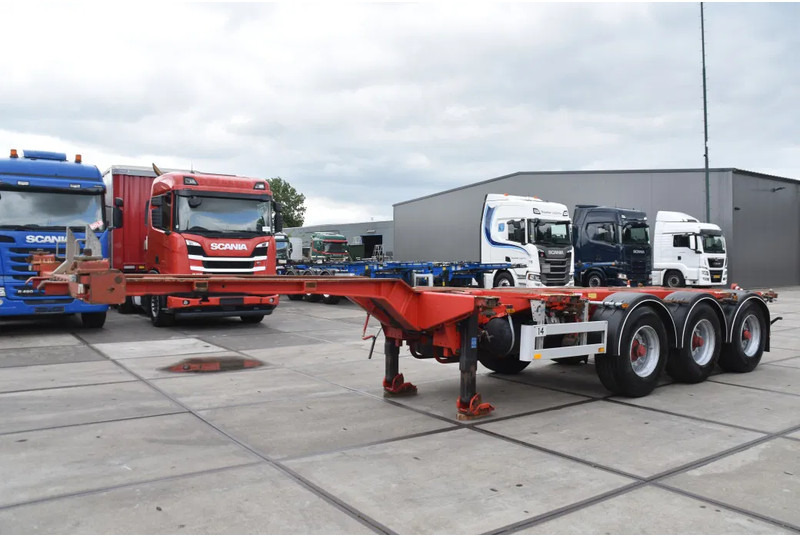 Pacton T3-010 - BPW AXLES - DRUM BRAKES - 2 LIFT AXLES - 2 x EXTENDABLE - - Semi-remorque porte-conteneur/ Caisse mobile: photos 5 Pacton T3-010 - BPW AXLES - DRUM BRAKES - 2 LIFT AXLES - 2 x EXTENDABLE - - Semi-remorque porte-conteneur/ Caisse mobile: photos 5