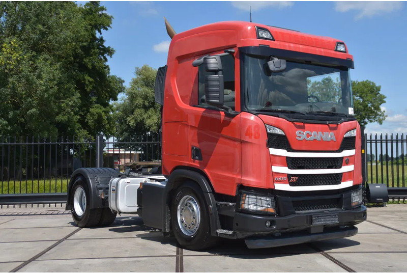 Scania R410 NGS 4x2NB XT - HYDRAULIC SYSTEM - FULL AIR - RETARDER - 603 TKM - ACC - PTO - MORE UNITS AVAILABLE - - Tracteur routier: photos 1 Scania R410 NGS 4x2NB XT - HYDRAULIC SYSTEM - FULL AIR - RETARDER - 603 TKM - ACC - PTO - MORE UNITS AVAILABLE - - Tracteur routier: photos 1
