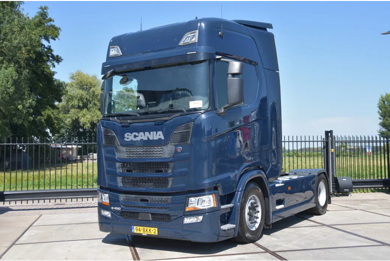 Scania S450 NGS 4x2NB - FULL AIR - RETARDER - ACC - AIRCO - 2 x FUEL TANKS - TOP CONDITION - - Tracteur routier: photos 2 Scania S450 NGS 4x2NB - FULL AIR - RETARDER - ACC - AIRCO - 2 x FUEL TANKS - TOP CONDITION - - Tracteur routier: photos 2