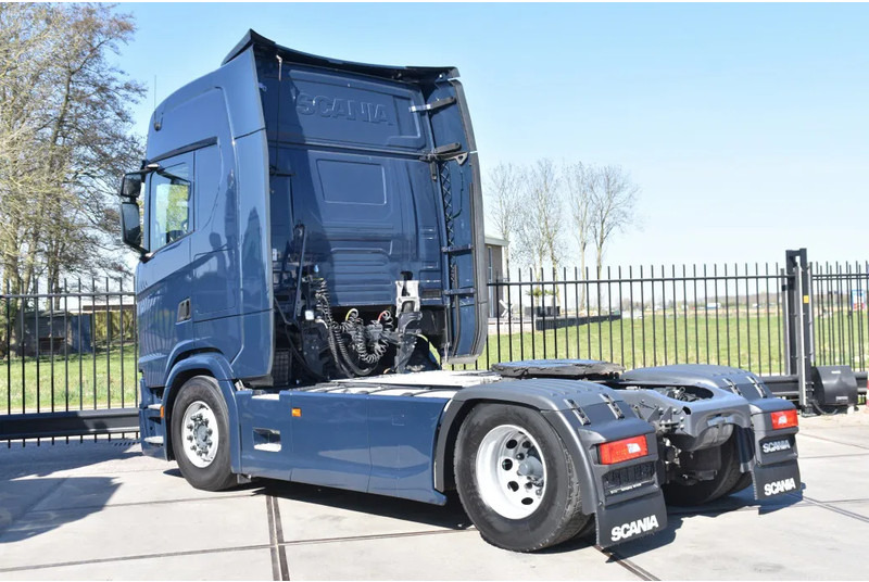 Scania S450 NGS 4x2NB - RETARDER - 753 TKM - FULL AIR - PARK. AIRCO - 2 x FUEL TANKS - GOOD CONDITION - - Tracteur routier: photos 3 Scania S450 NGS 4x2NB - RETARDER - 753 TKM - FULL AIR - PARK. AIRCO - 2 x FUEL TANKS - GOOD CONDITION - - Tracteur routier: photos 3