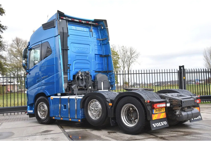 Volvo FH 540 Globe 6x2/4 - 633 TKM - HYDRAULICS - PTO - 2 BEDS - XENON - GOOD CONDITION - - Tracteur routier: photos 3 Volvo FH 540 Globe 6x2/4 - 633 TKM - HYDRAULICS - PTO - 2 BEDS - XENON - GOOD CONDITION - - Tracteur routier: photos 3