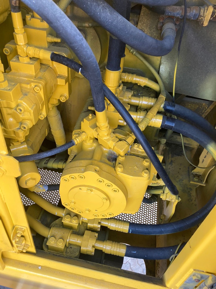 Pelle sur chenille KOMATSU PC1250-7: photos 28