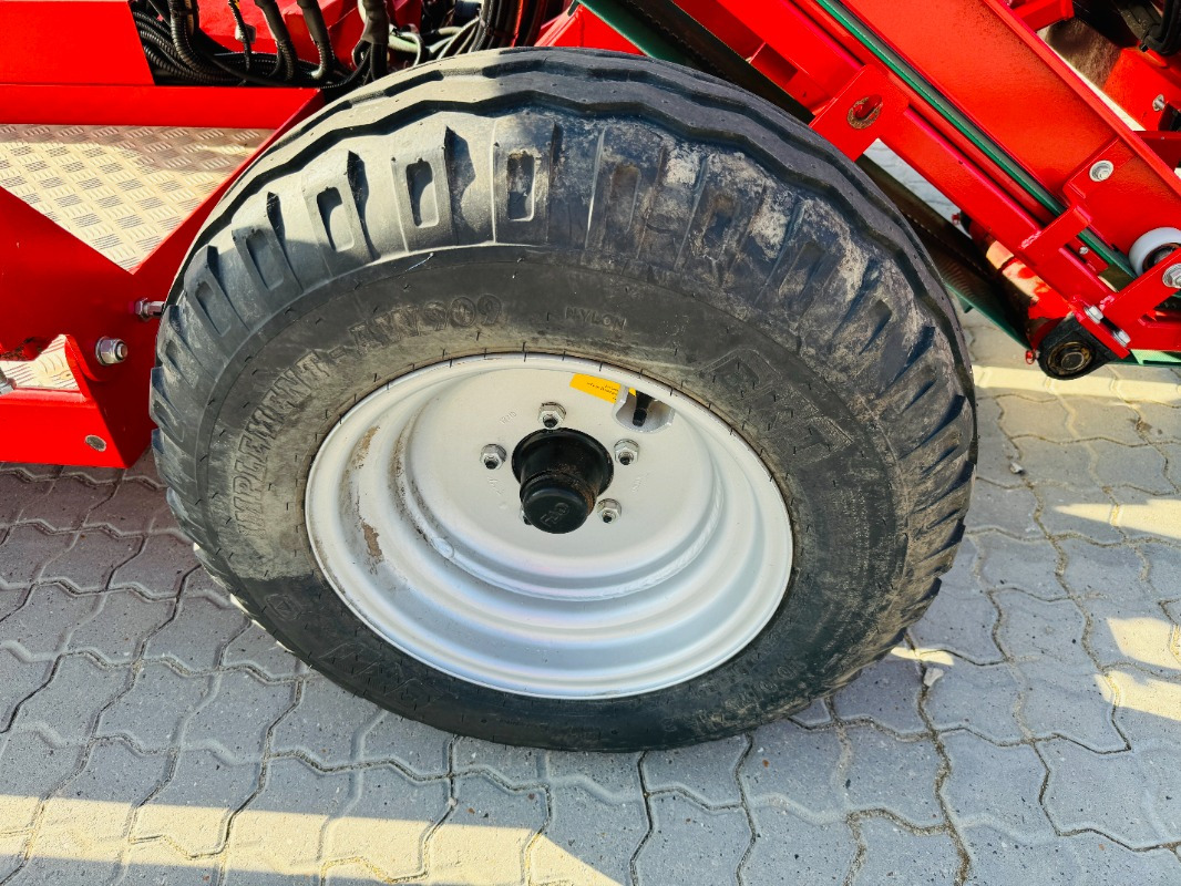 ASA-Lift GB-1000 - Machine à vendanger: photos 3 ASA-Lift GB-1000 - Machine à vendanger: photos 3