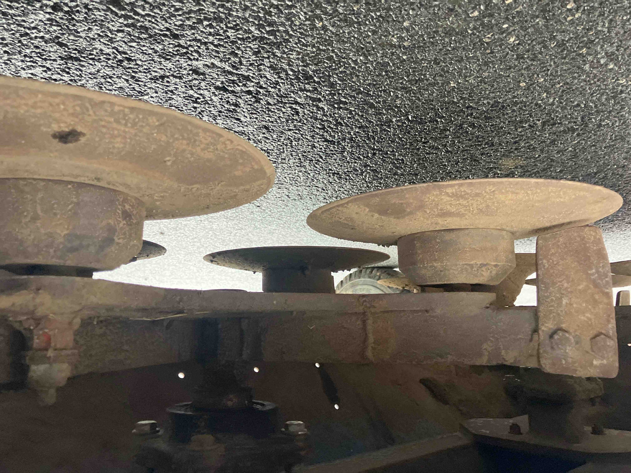 ASA-Lift CR-1510A - Machine à vendanger: photos 2 ASA-Lift CR-1510A - Machine à vendanger: photos 2