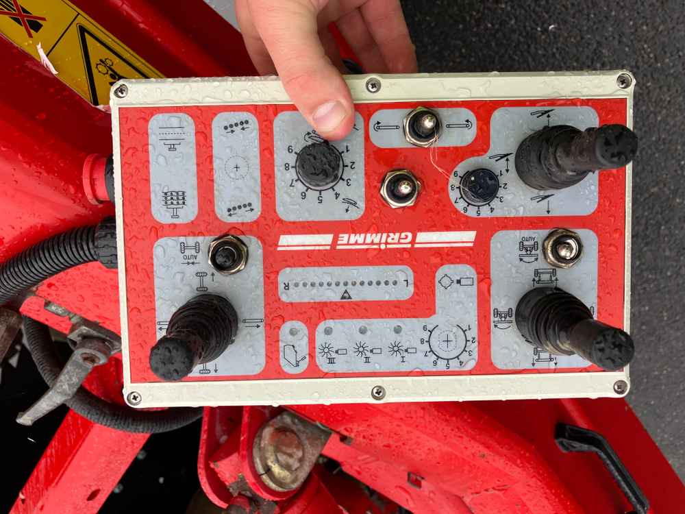 Grimme CS 150 - Arracheuse de pommes de terre: photos 2 Grimme CS 150 - Arracheuse de pommes de terre: photos 2