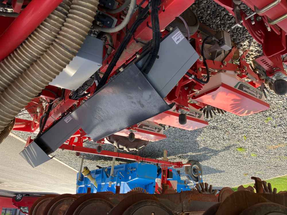 Kverneland Kverneland Monopill, 18 Row, Sugarbeet Drill - Semoir: photos 2 Kverneland Kverneland Monopill, 18 Row, Sugarbeet Drill - Semoir: photos 2