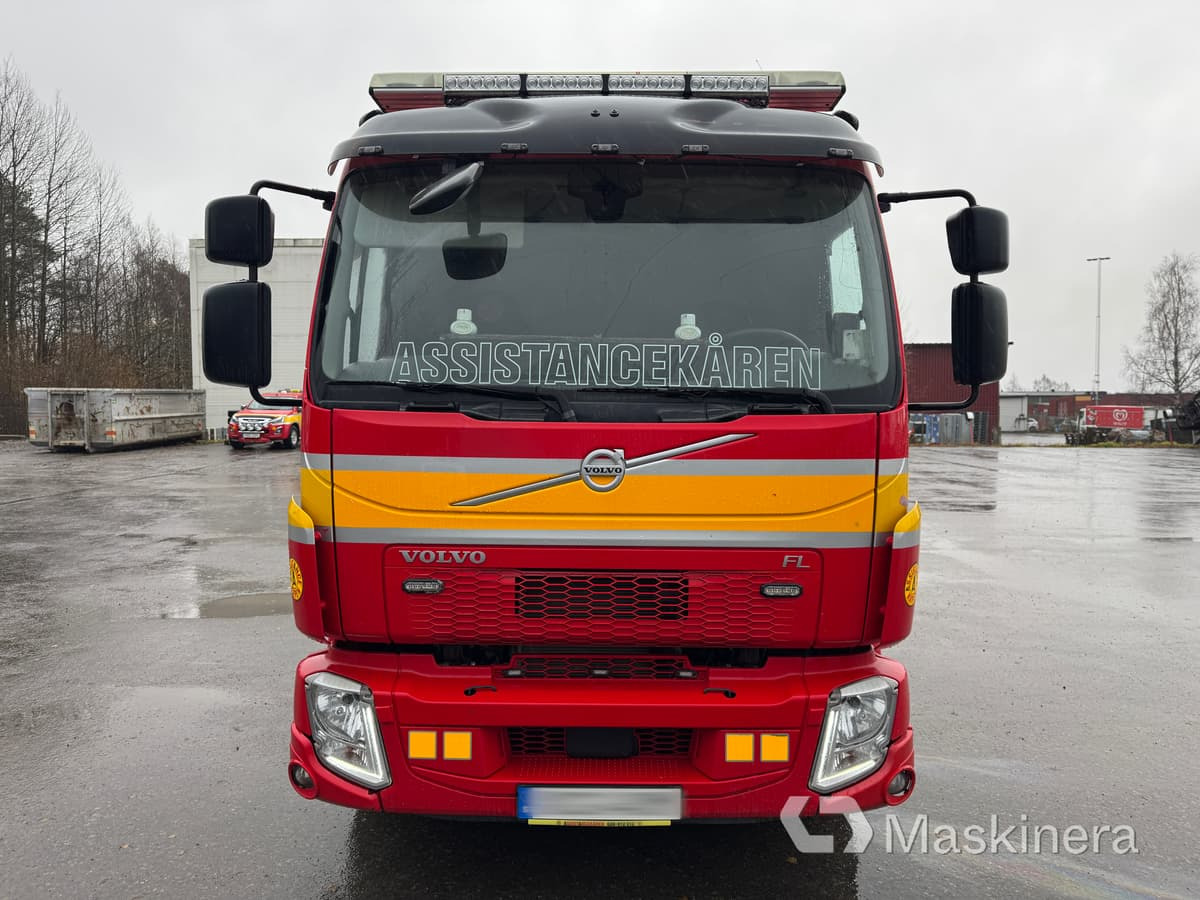 Remorqueuse Bärgningsbil Volvo FL 4X2: photos 8 Remorqueuse Bärgningsbil Volvo FL 4X2: photos 8