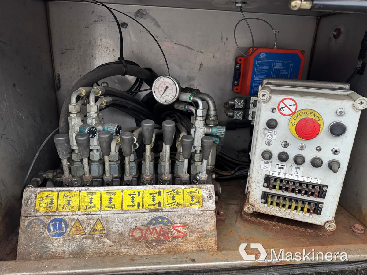 Remorqueuse Bärgningsbil Volvo FL 4X2: photos 45 Remorqueuse Bärgningsbil Volvo FL 4X2: photos 45