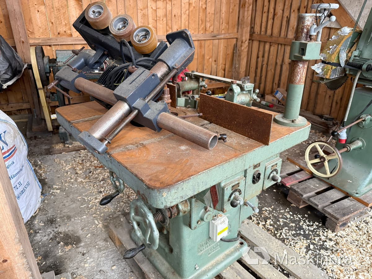 Bordsfräs med matarverk Jonsereds - Matériel de chantier: photos 3 Bordsfräs med matarverk Jonsereds - Matériel de chantier: photos 3