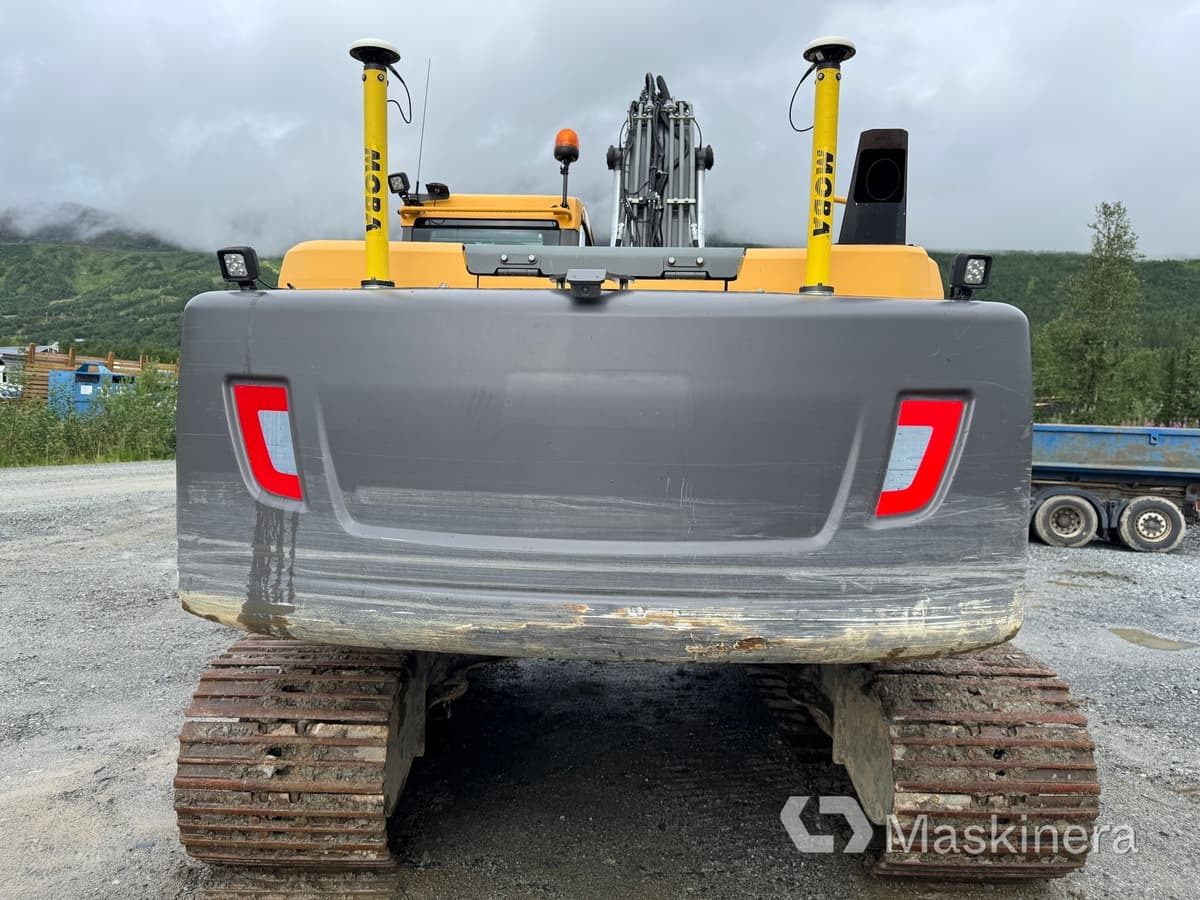 Grävmaskin Volvo EC220DL med tillbehör - Pelle sur chenille: photos 4 Grävmaskin Volvo EC220DL med tillbehör - Pelle sur chenille: photos 4