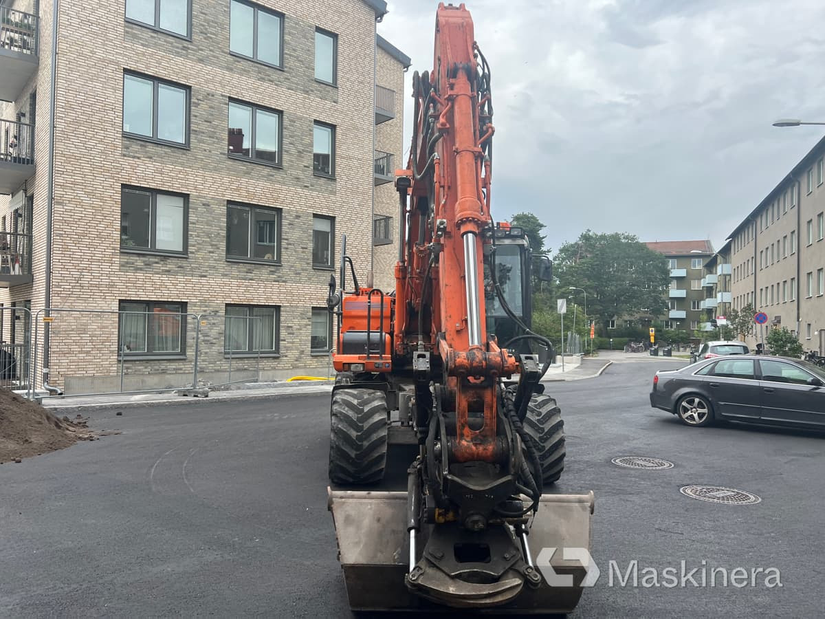 Hjugrävare Doosan DX140-3 - Pelle sur chenille: photos 2 Hjugrävare Doosan DX140-3 - Pelle sur chenille: photos 2