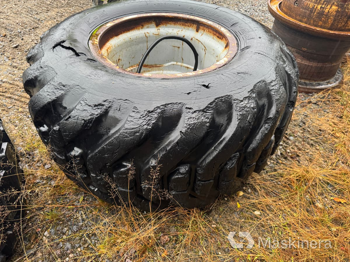 Hjul Nokian L-2 600/55-26.5 - Roue complète pour Engins de chantier: photos 4 Hjul Nokian L-2 600/55-26.5 - Roue complète pour Engins de chantier: photos 4