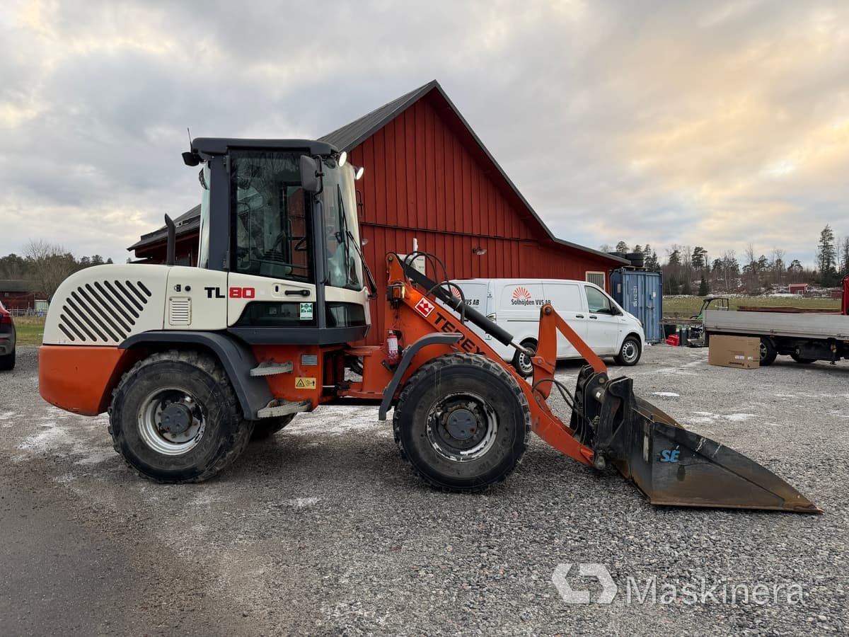 Hjullastare Terex TL80 med tillbehör - Chargeuse sur pneus: photos 4 Hjullastare Terex TL80 med tillbehör - Chargeuse sur pneus: photos 4