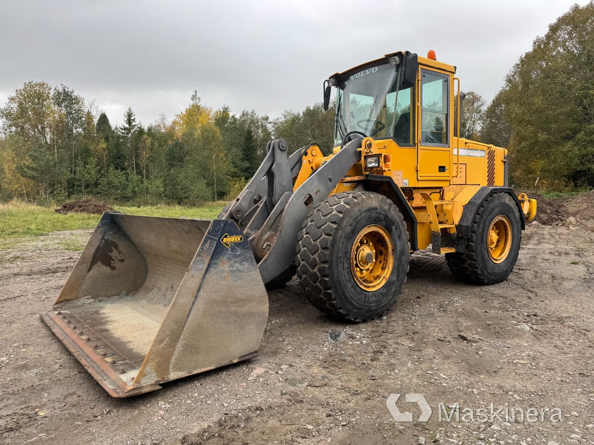 Hjullastare Volvo L70D - Chargeuse sur pneus: photos 1 Hjullastare Volvo L70D - Chargeuse sur pneus: photos 1