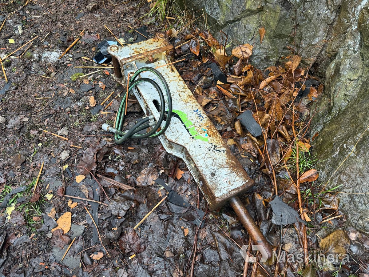 Hydraulhammare Daemo B30 S30 - Marteau hydraulique: photos 3 Hydraulhammare Daemo B30 S30 - Marteau hydraulique: photos 3