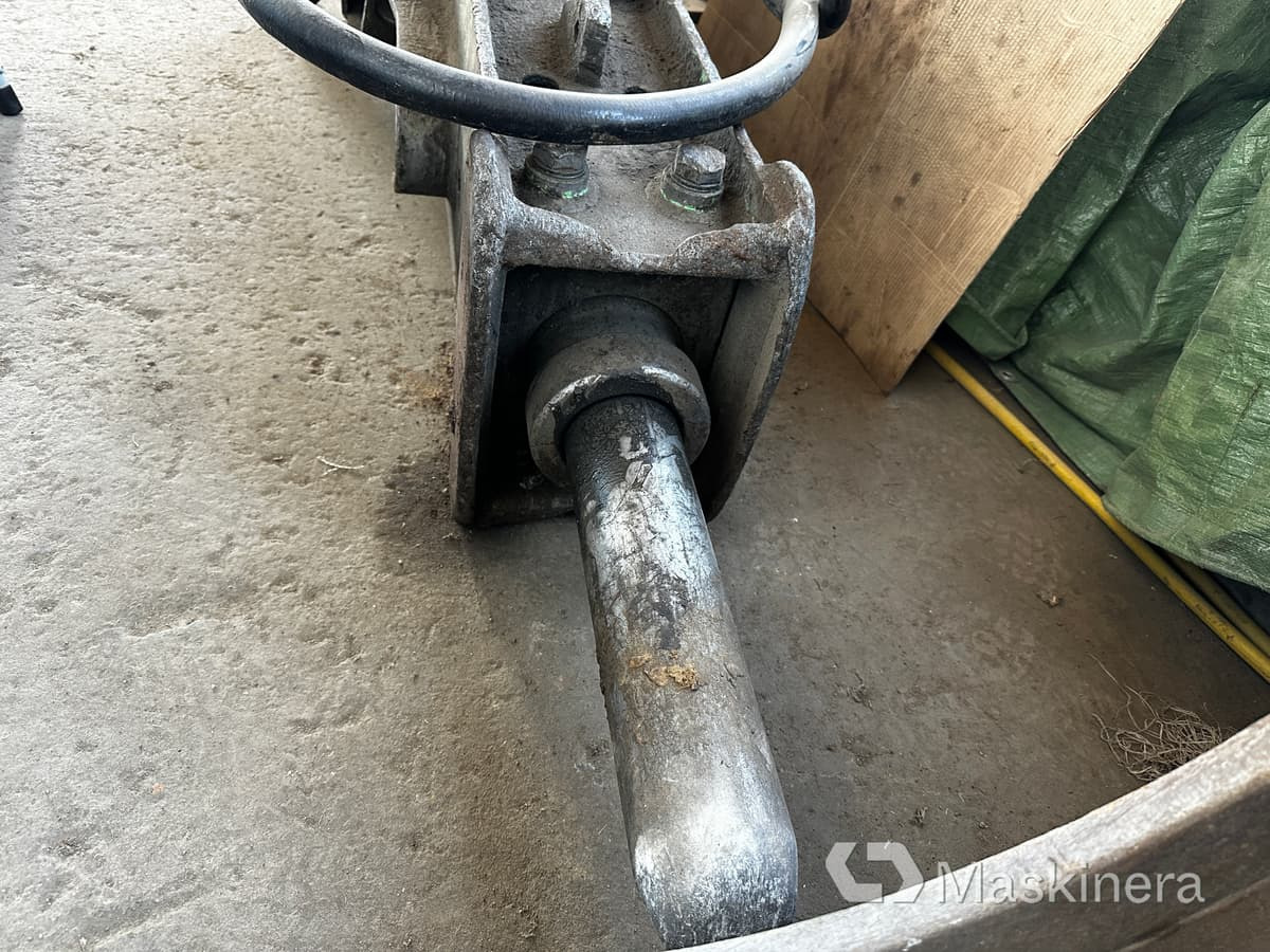 Hydraulhammare Montabert BRH750 - Marteau hydraulique: photos 5 Hydraulhammare Montabert BRH750 - Marteau hydraulique: photos 5