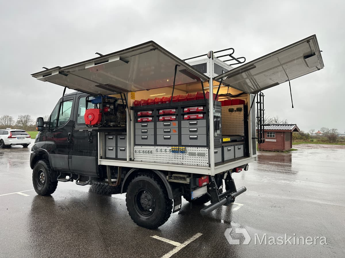 Iveco Daily 55-180 4x4 3.0 Arbetsbil Iveco Daily 4x4 3.0 - Fourgon utilitaire: photos 5 Iveco Daily 55-180 4x4 3.0 Arbetsbil Iveco Daily 4x4 3.0 - Fourgon utilitaire: photos 5