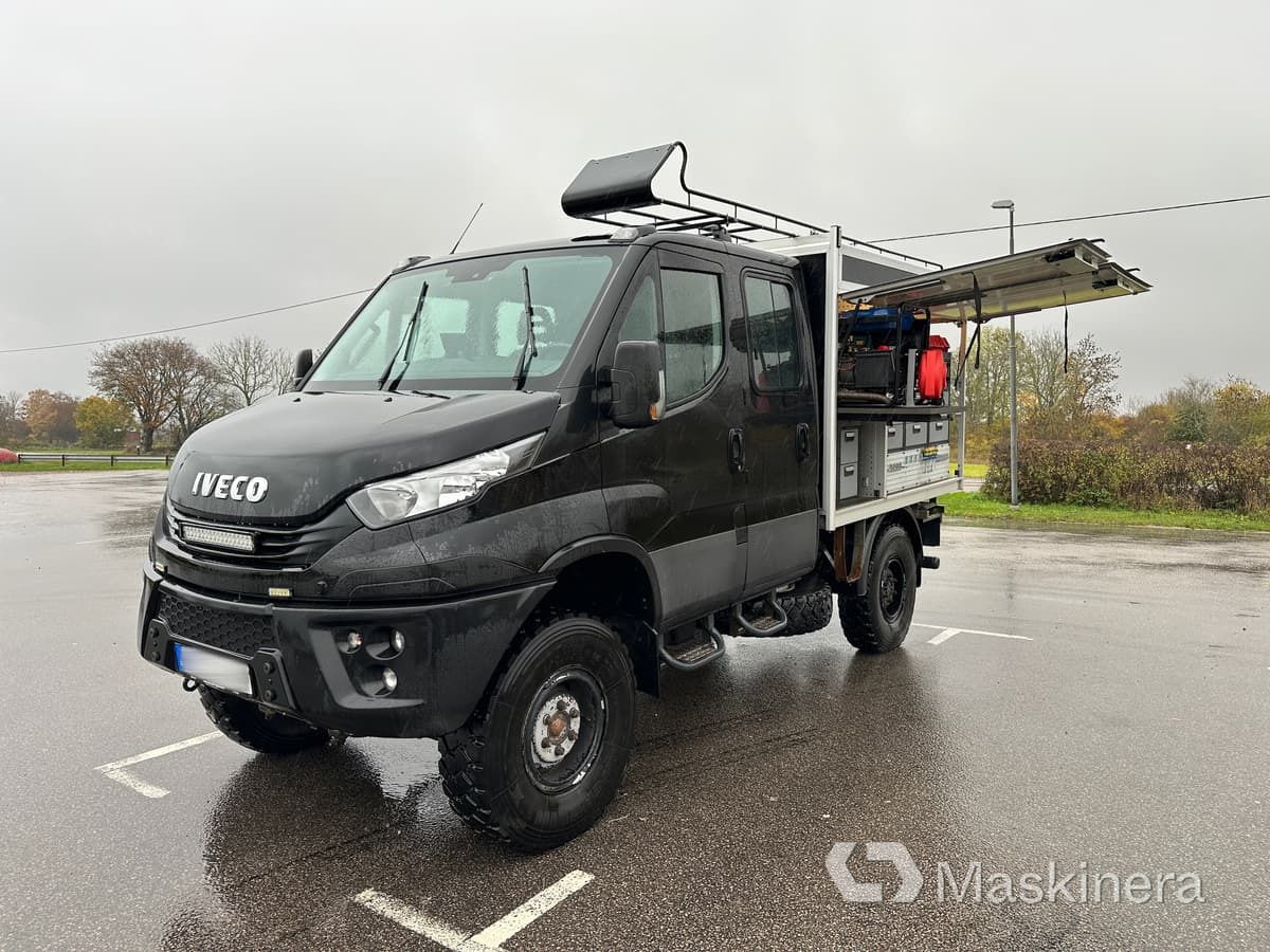 Iveco Daily 55-180 4x4 3.0 Arbetsbil Iveco Daily 4x4 3.0 - Fourgon utilitaire: photos 3 Iveco Daily 55-180 4x4 3.0 Arbetsbil Iveco Daily 4x4 3.0 - Fourgon utilitaire: photos 3