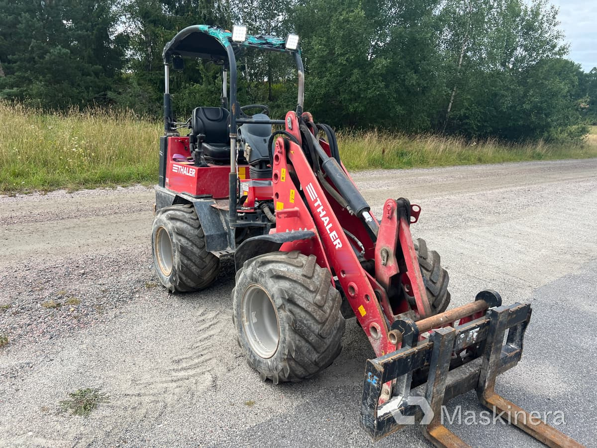 Kompaktlastare Thaler 2138/k - Valet de ferme: photos 3 Kompaktlastare Thaler 2138/k - Valet de ferme: photos 3