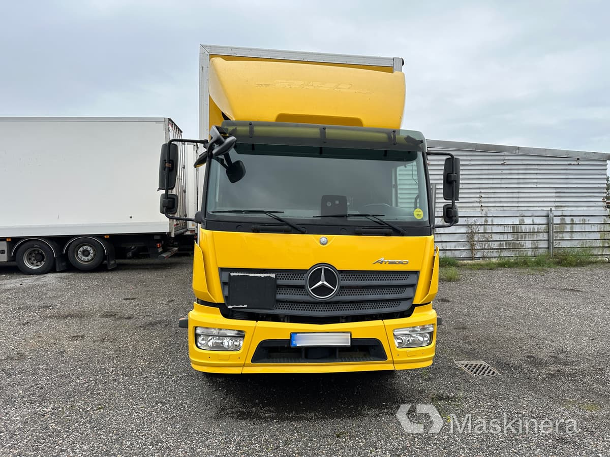Lastbil Mercedes-Benz Atego - Camion fourgon: photos 2 Lastbil Mercedes-Benz Atego - Camion fourgon: photos 2