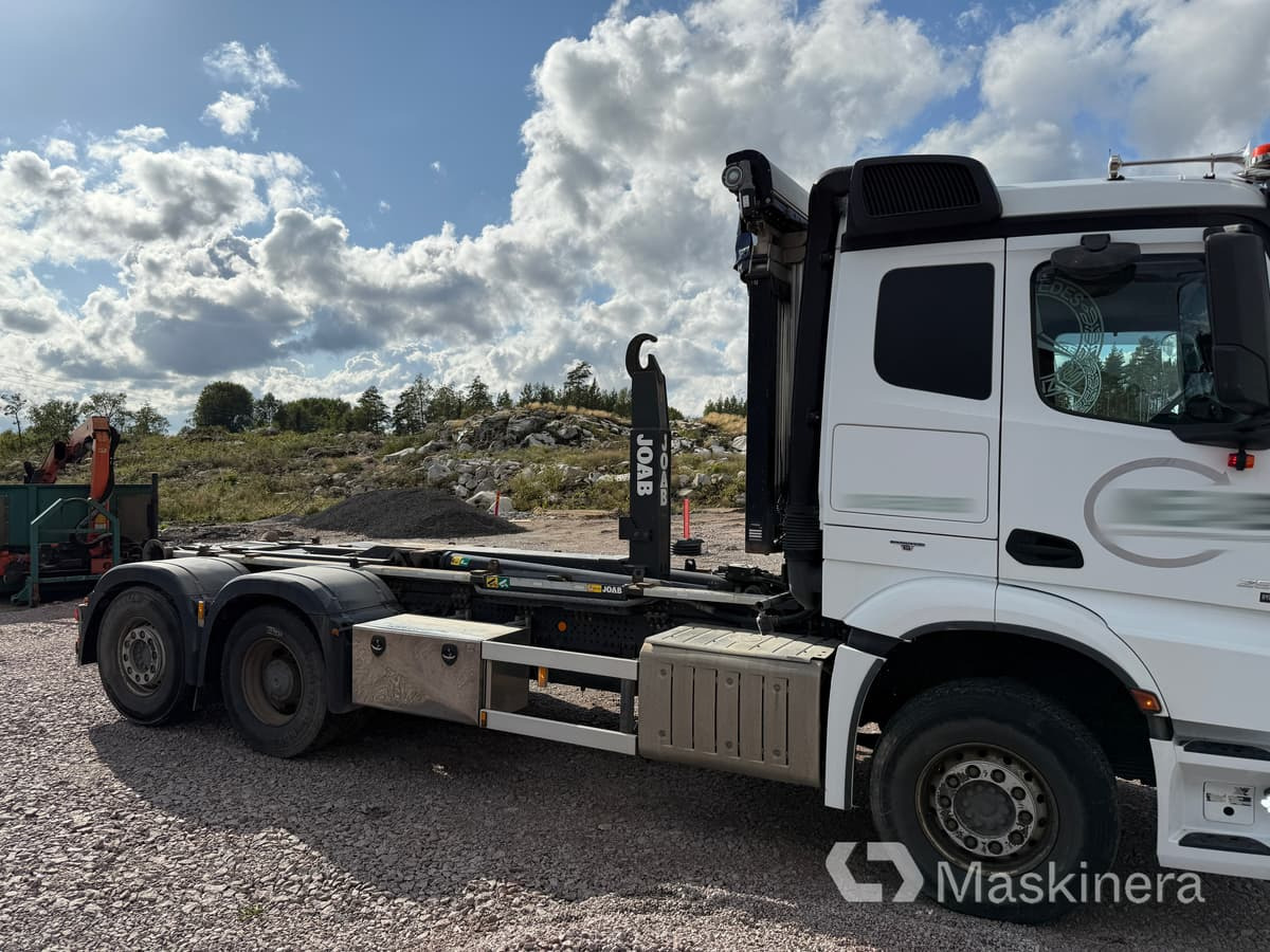 Lastväxlare Mercedes Arocs 2551 - Camion ampliroll: photos 4 Lastväxlare Mercedes Arocs 2551 - Camion ampliroll: photos 4