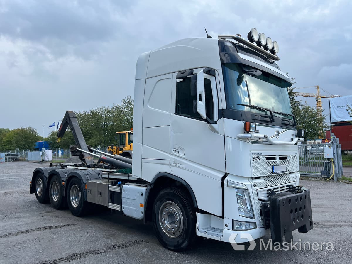 Lastväxlare Volvo FH 8x4 Tridem - Camion ampliroll: photos 3 Lastväxlare Volvo FH 8x4 Tridem - Camion ampliroll: photos 3