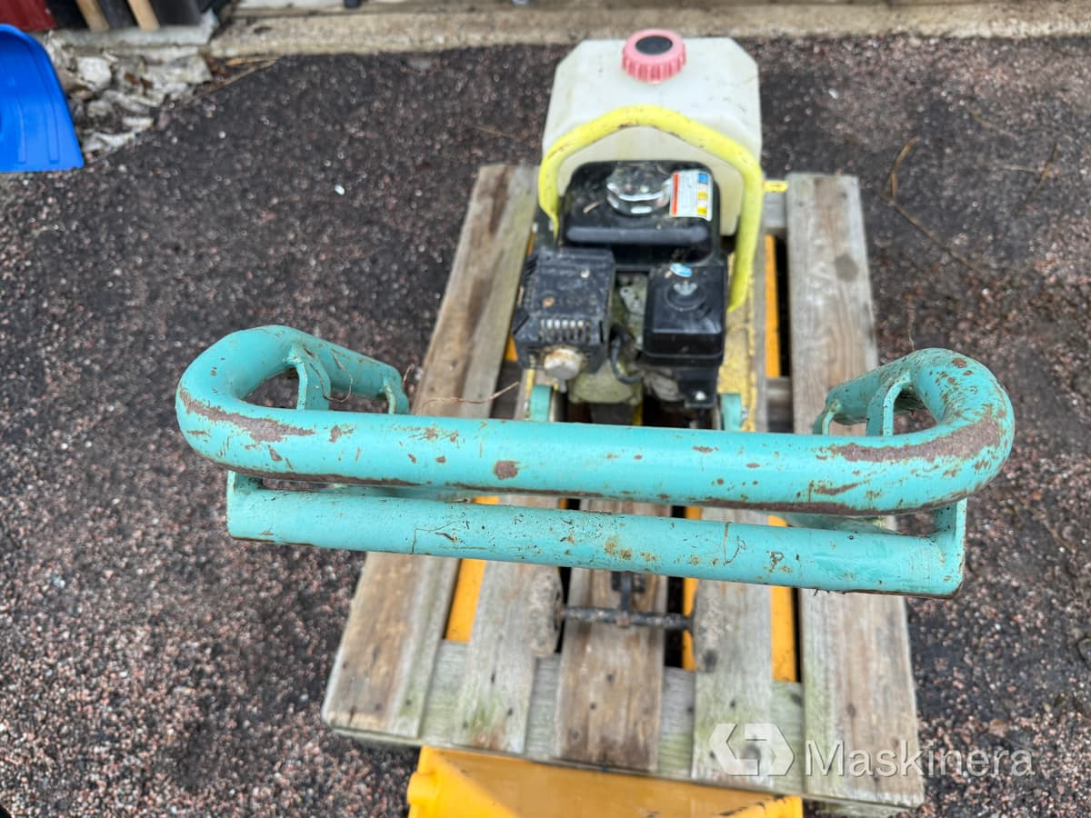 Markvibrator Ammann AVP 1240 - Plaque vibrante: photos 2 Markvibrator Ammann AVP 1240 - Plaque vibrante: photos 2