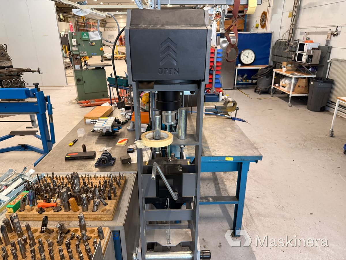 SNIT SP-50HAM/987SP50HAM Verkstadspress 50ton Snit sp-50 ham - Matériel industriel: photos 4 SNIT SP-50HAM/987SP50HAM Verkstadspress 50ton Snit sp-50 ham - Matériel industriel: photos 4